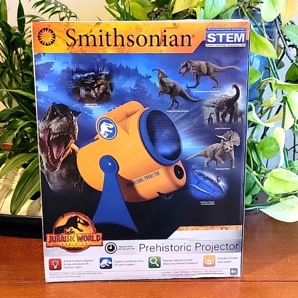 Smithsonian- Prehistoric Projector NEW